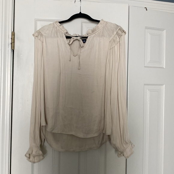 Smooth fabric off-white shirt from GAP; new with tags! - Picture 2 of 6